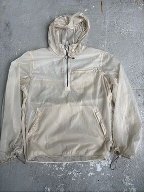 Lululemon Anorak off-white zip rain jacket